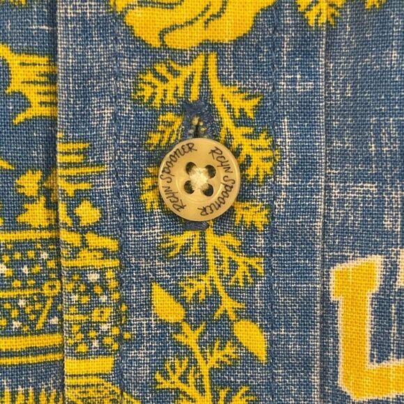 Reyn Spooner Blue Yellow Reverse Print UCLA Bruins Short Sleeve Button-Down Shir - Picture 3 of 9